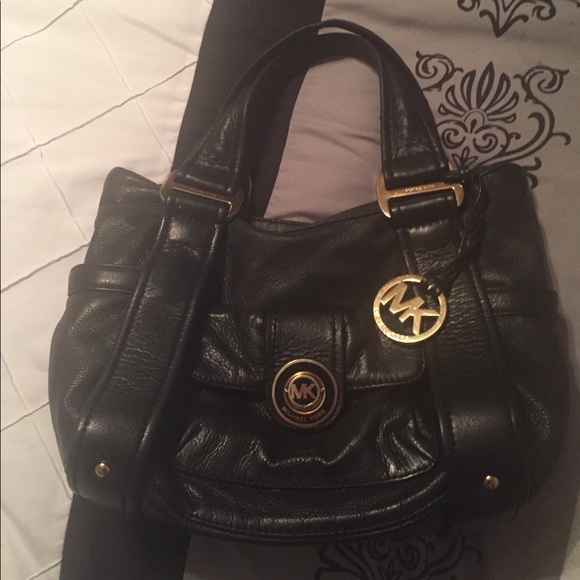 Michael Kors Handbags - Mk purse